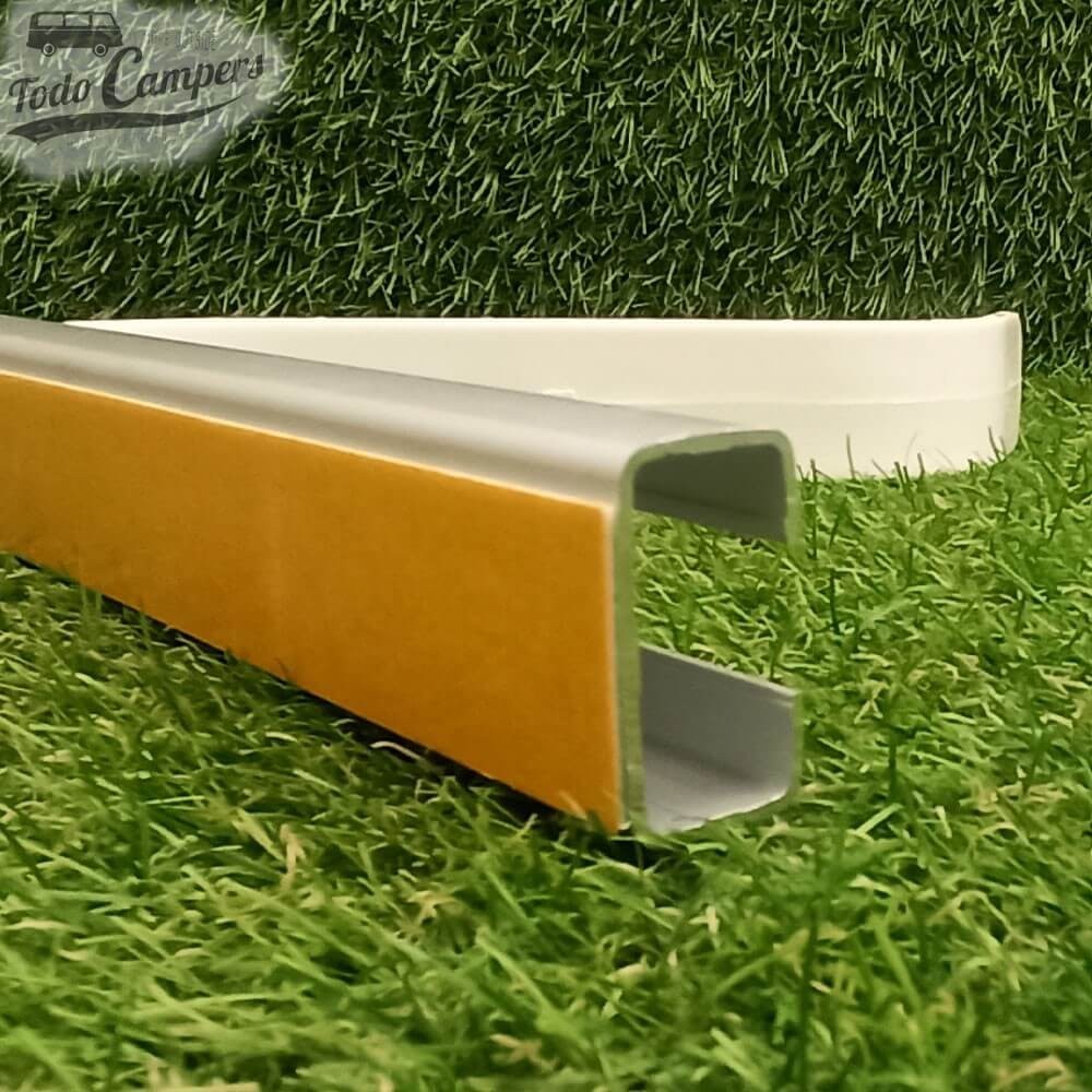 Retenedor de objetos con adhesivo de alta resistencia