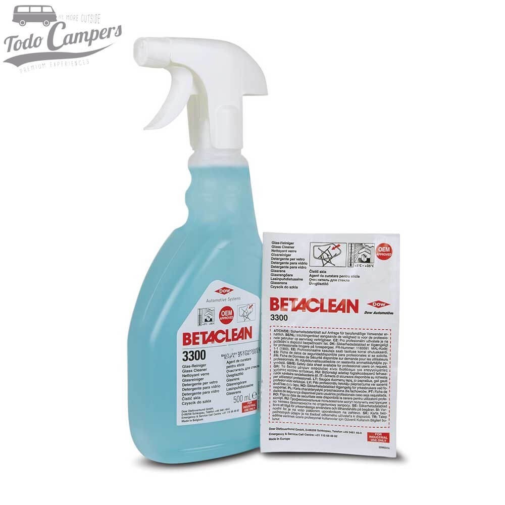 Toallita húmeda monodosis y botella spray Betaclean 3300.