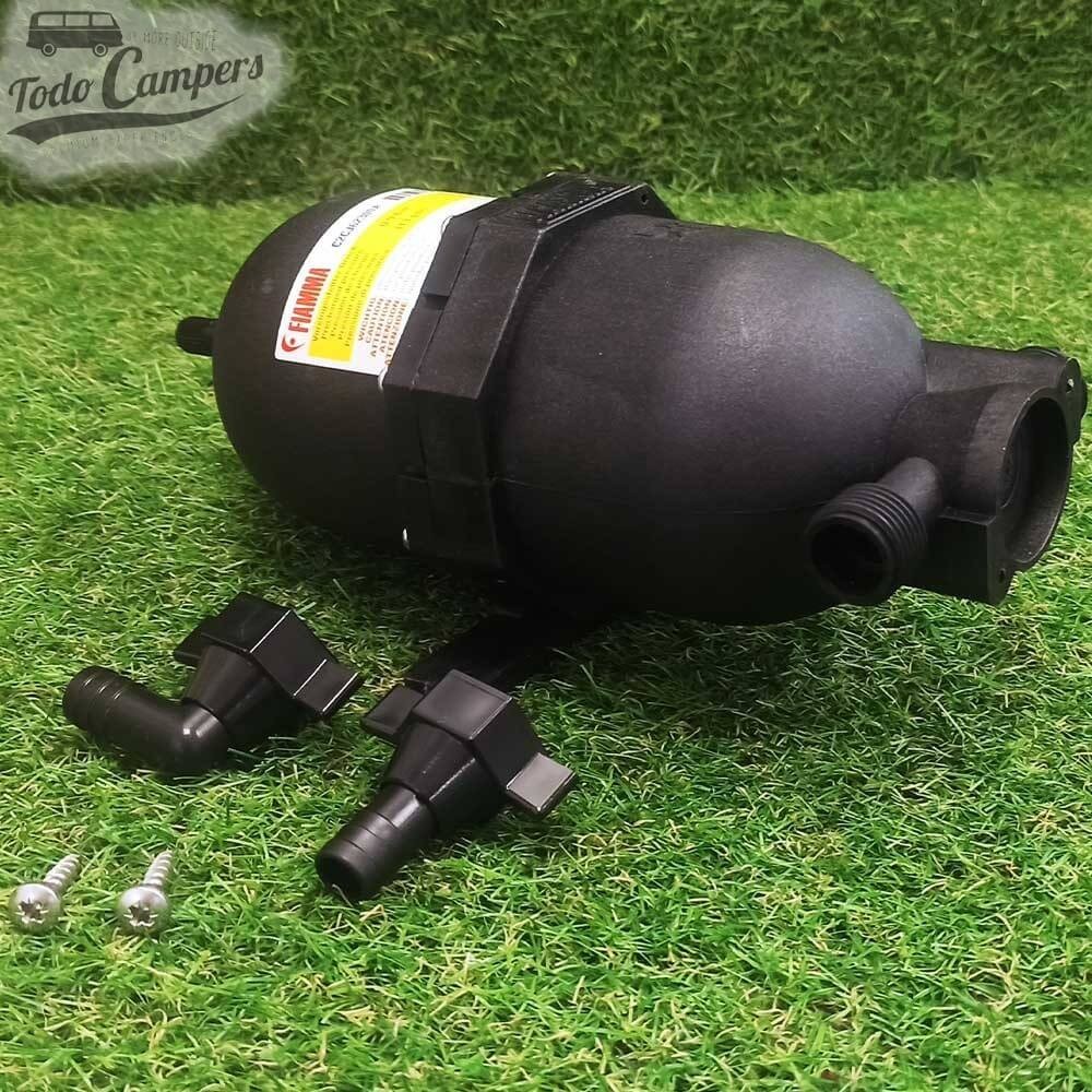 Vaso de expansión y conectores de manguera