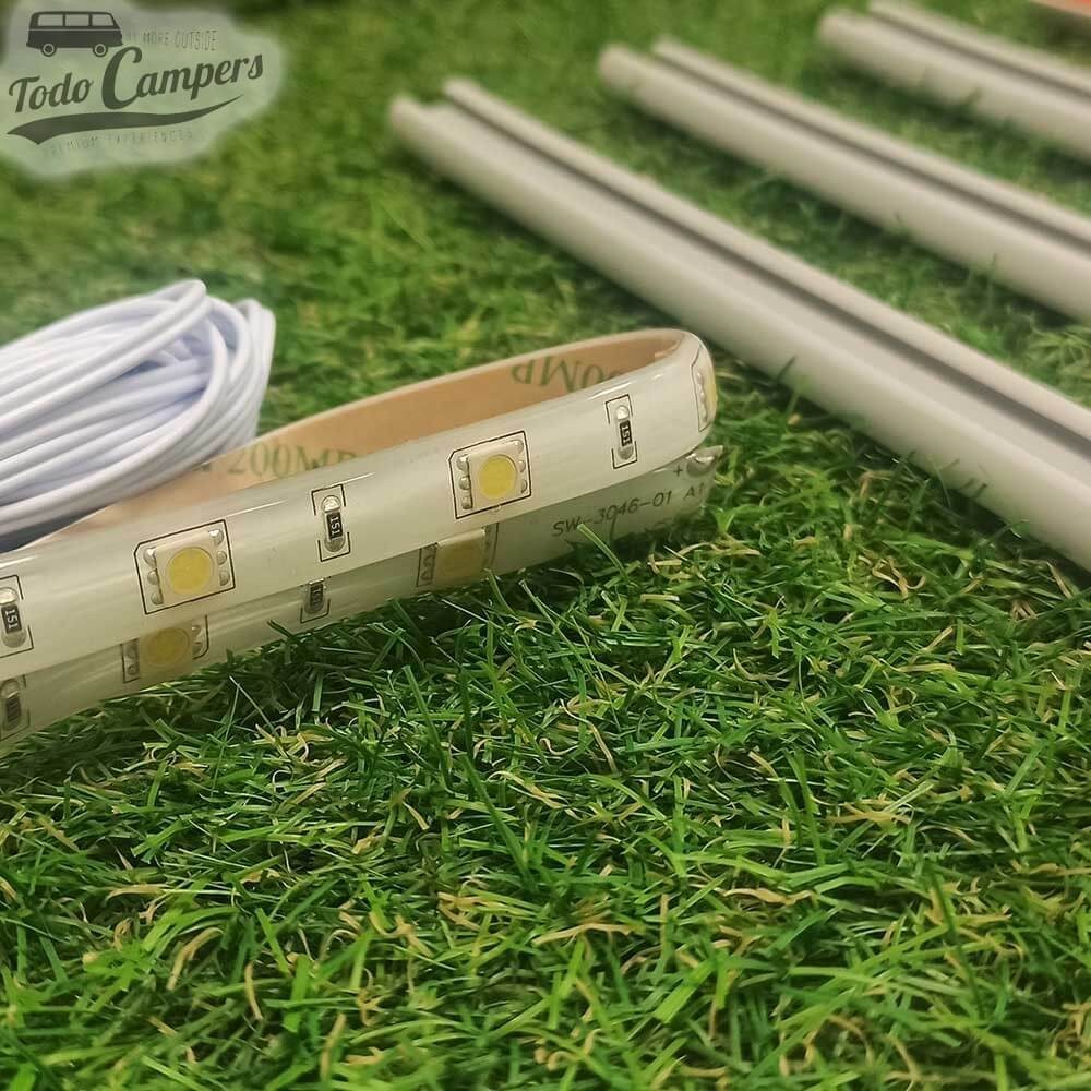 Tiras LED de luz fria para colocar nos braços de toldos