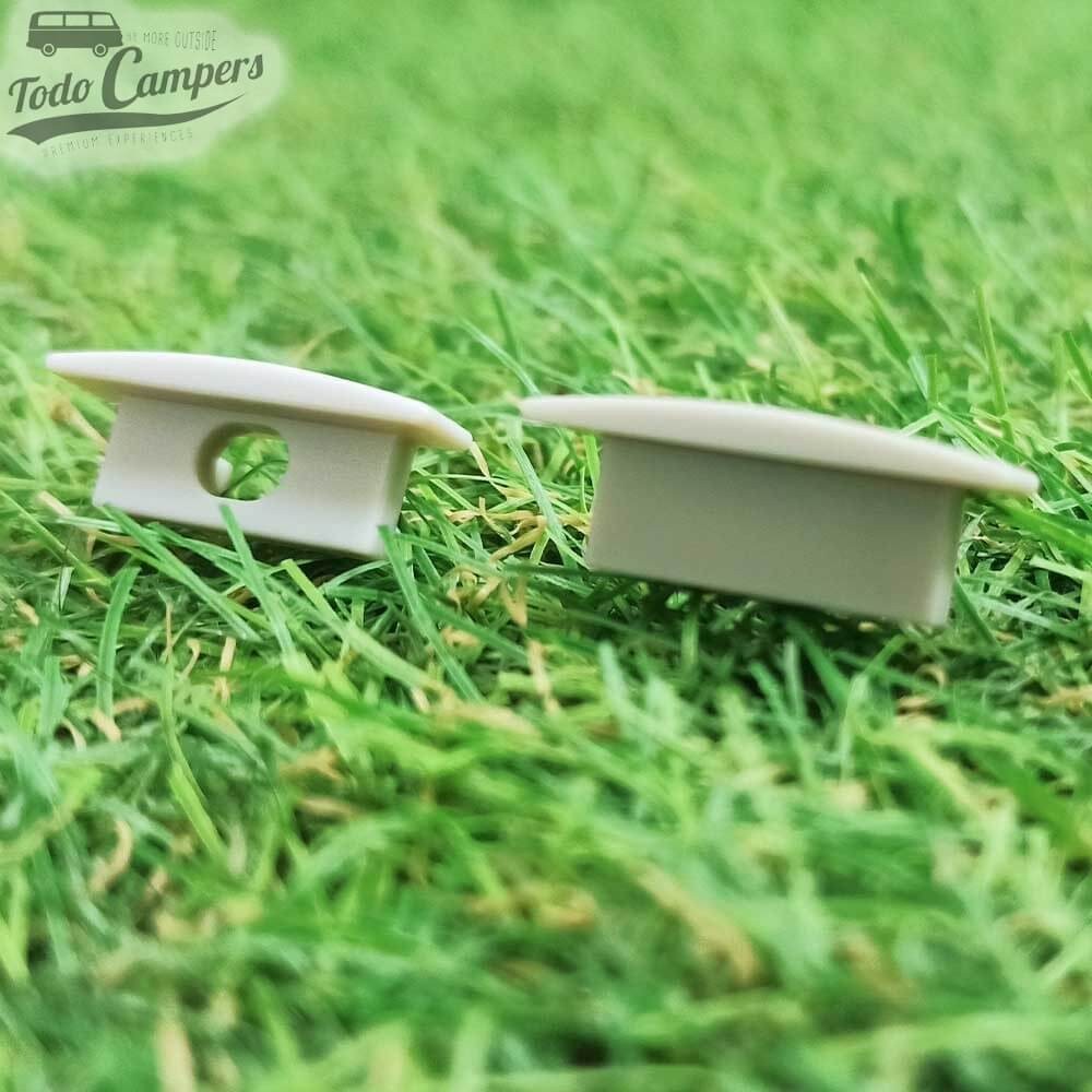 2 tapas para los extremos del perfil de aluminio plano para tiras LED.