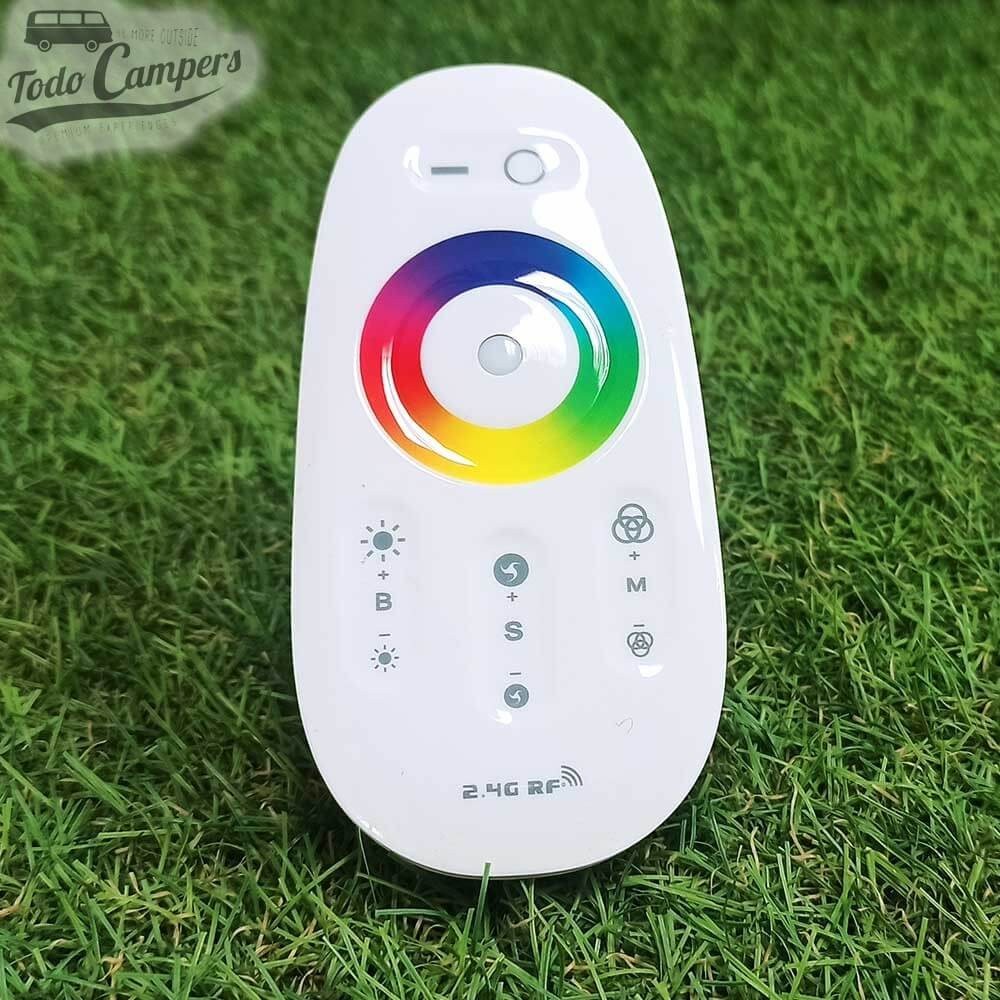 Mando a distancia inalámbrico (hasta 30 metros) para tira LED RGBW.