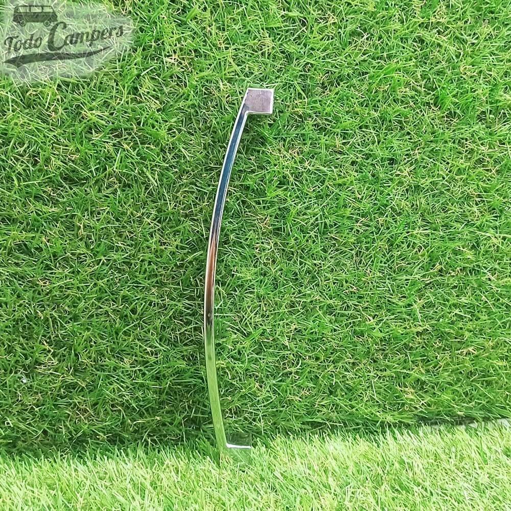 Tirador para puertas que se puede colocar tanto en vertical como en horizontal