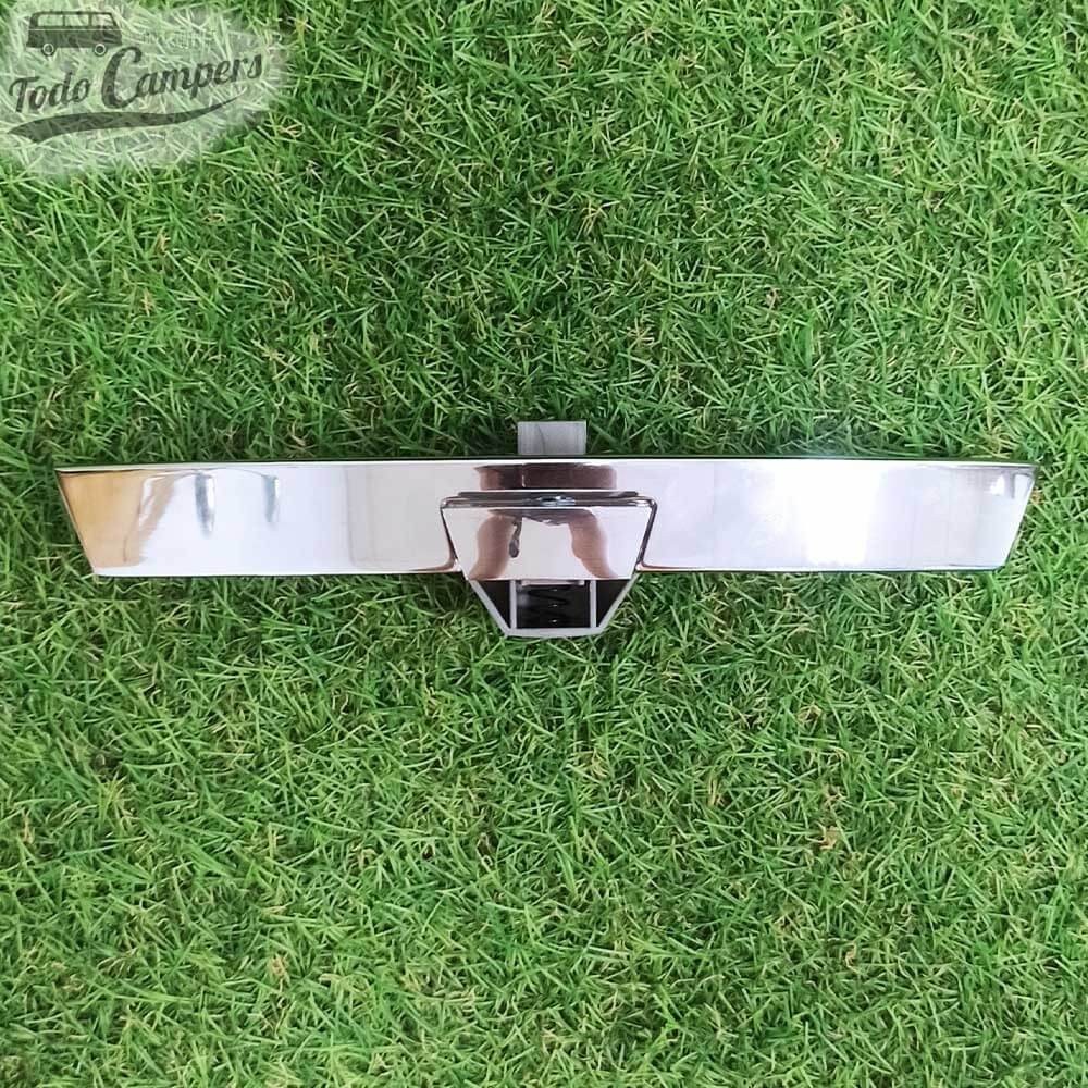 Tirador metálico con cierre de pulsador para puertas color Plata Cromo - 210 mm