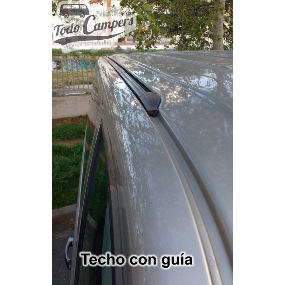 Techo con guía soporte para toldo
