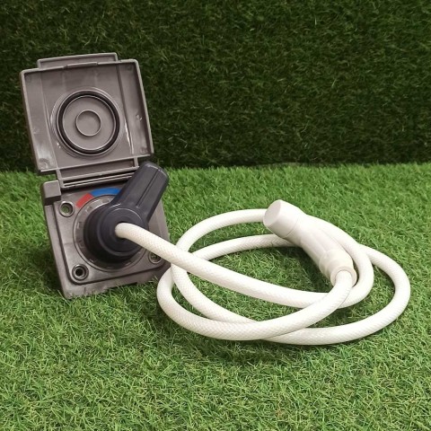 Toma de ducha exterior empotrable con tapa y ducha para agua fría y caliente sistema John Guest - Gris