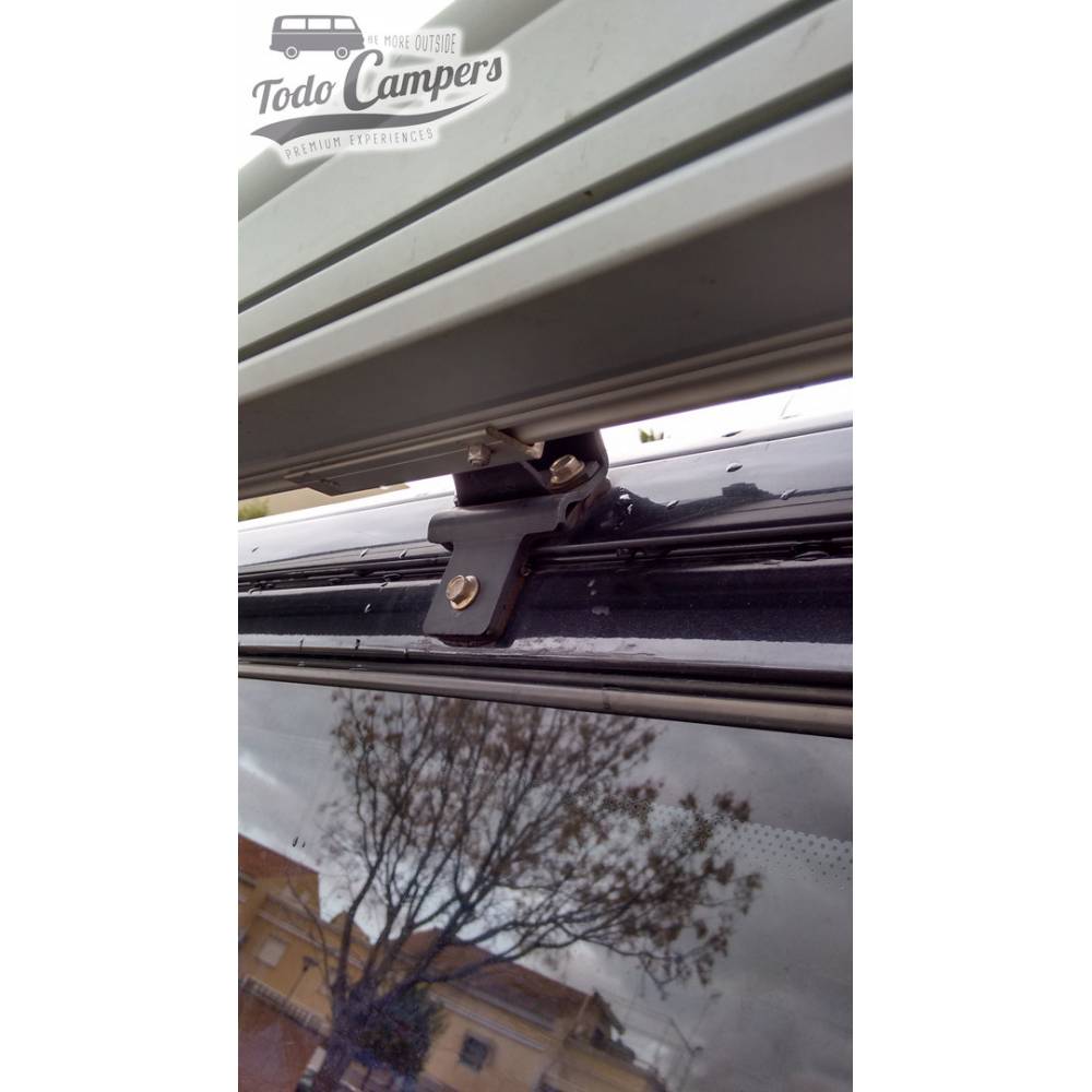 Soporte Toldo Fiamma F45s - Volkswagen T4 instalado en la campers, furgoneta, autocaravana.