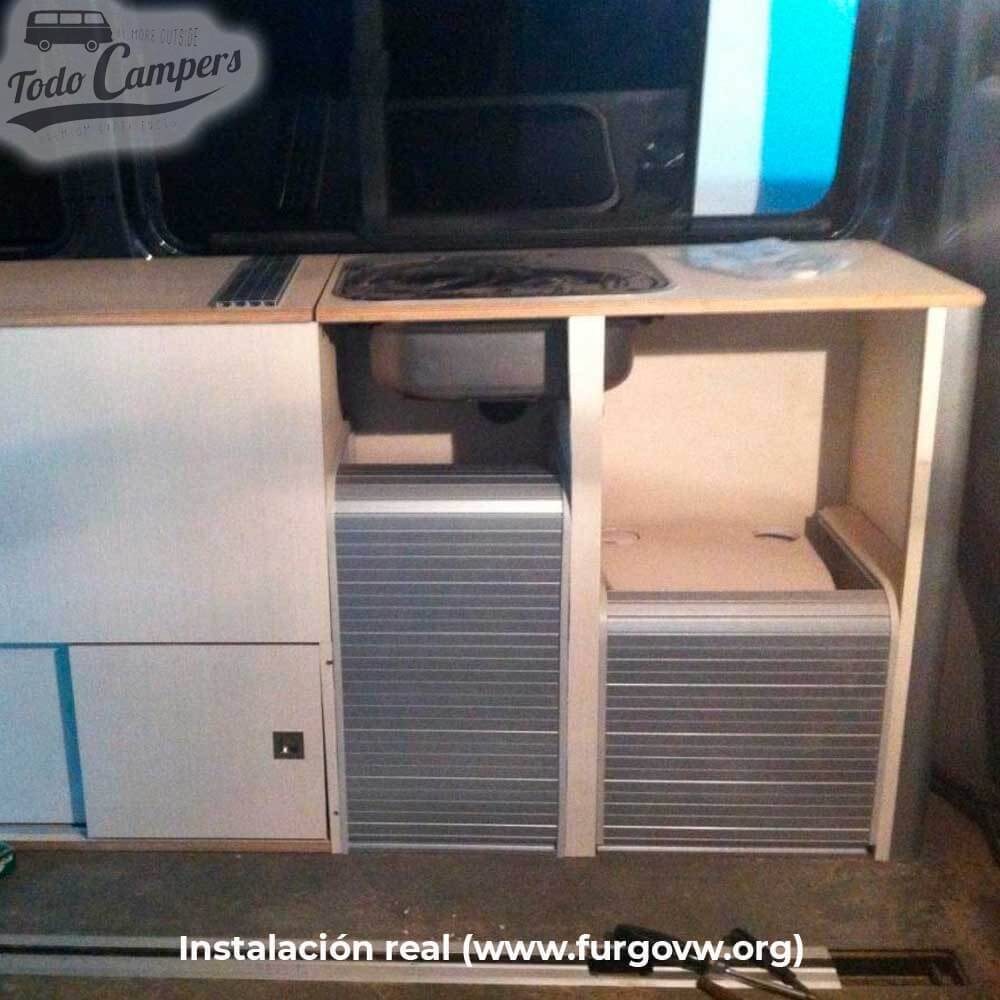 Muebles de persiana enrollable en gris metalizado