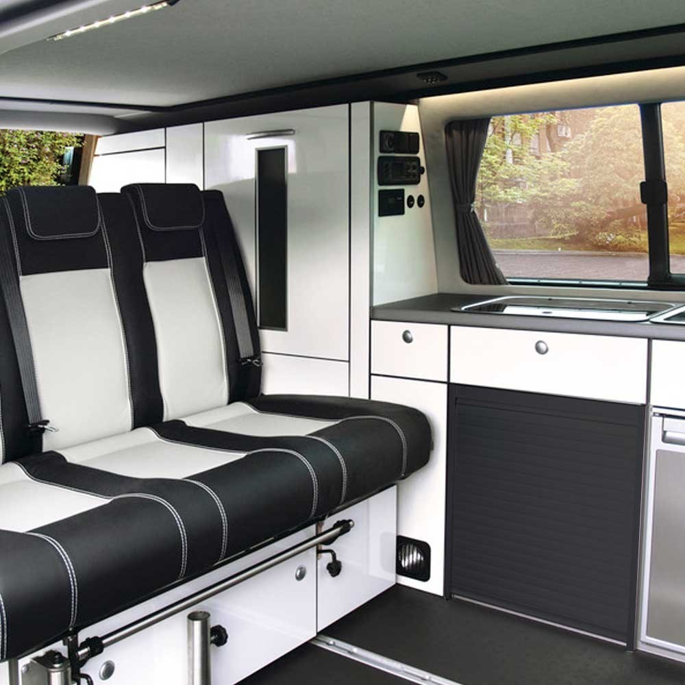 Persiana negra imantada