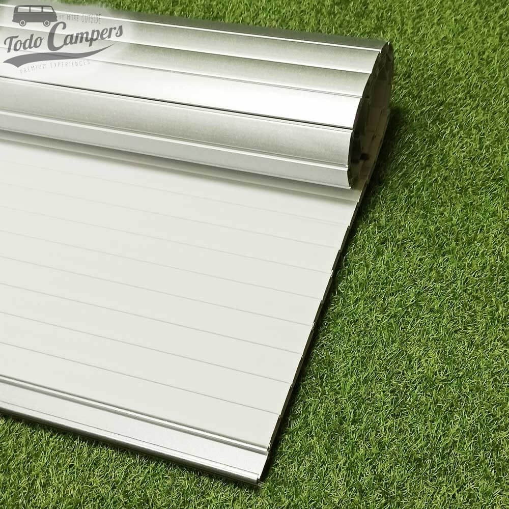 Persiana para portas de máximo 2 x 1 metros