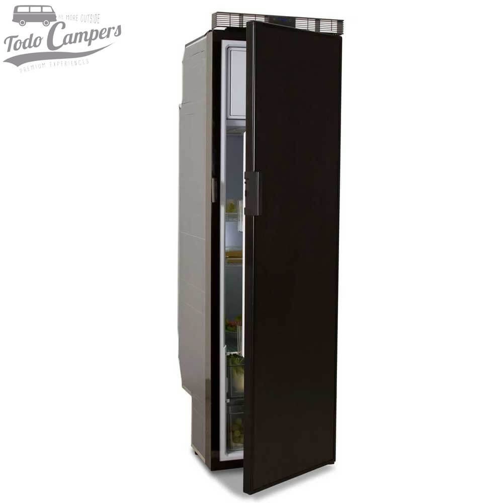 Frigorífico Webasto de 140 litros com congelador de 17 litros.