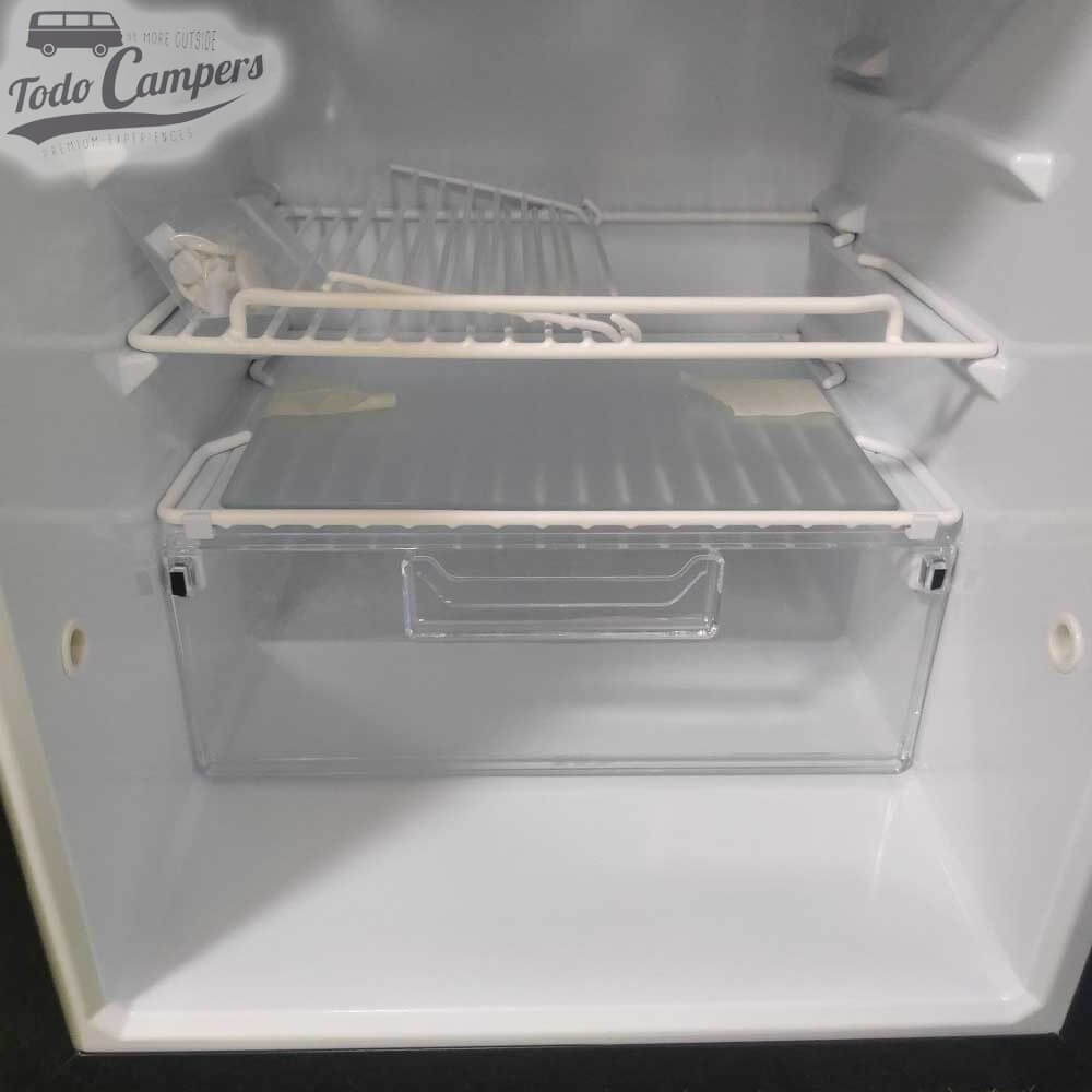 Cajón para verduras y baldas extraíbles