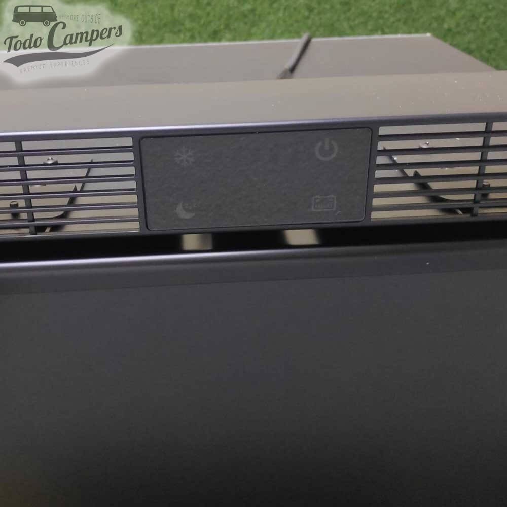 display del frigorífico Webasto Freeline Slim de 140 litros