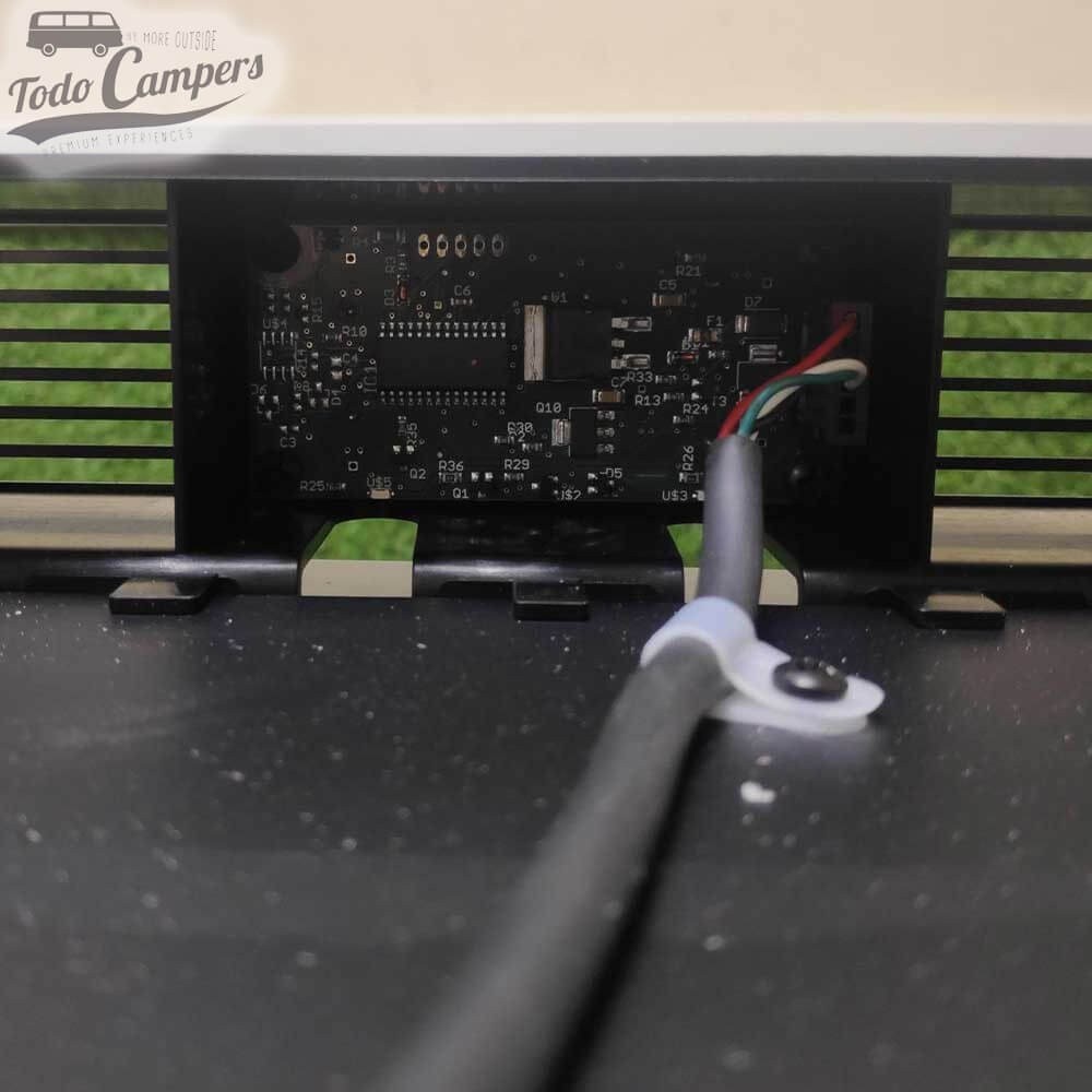 parte traseira do display do frigorífico Webasto Freeline Slim de 140 litros