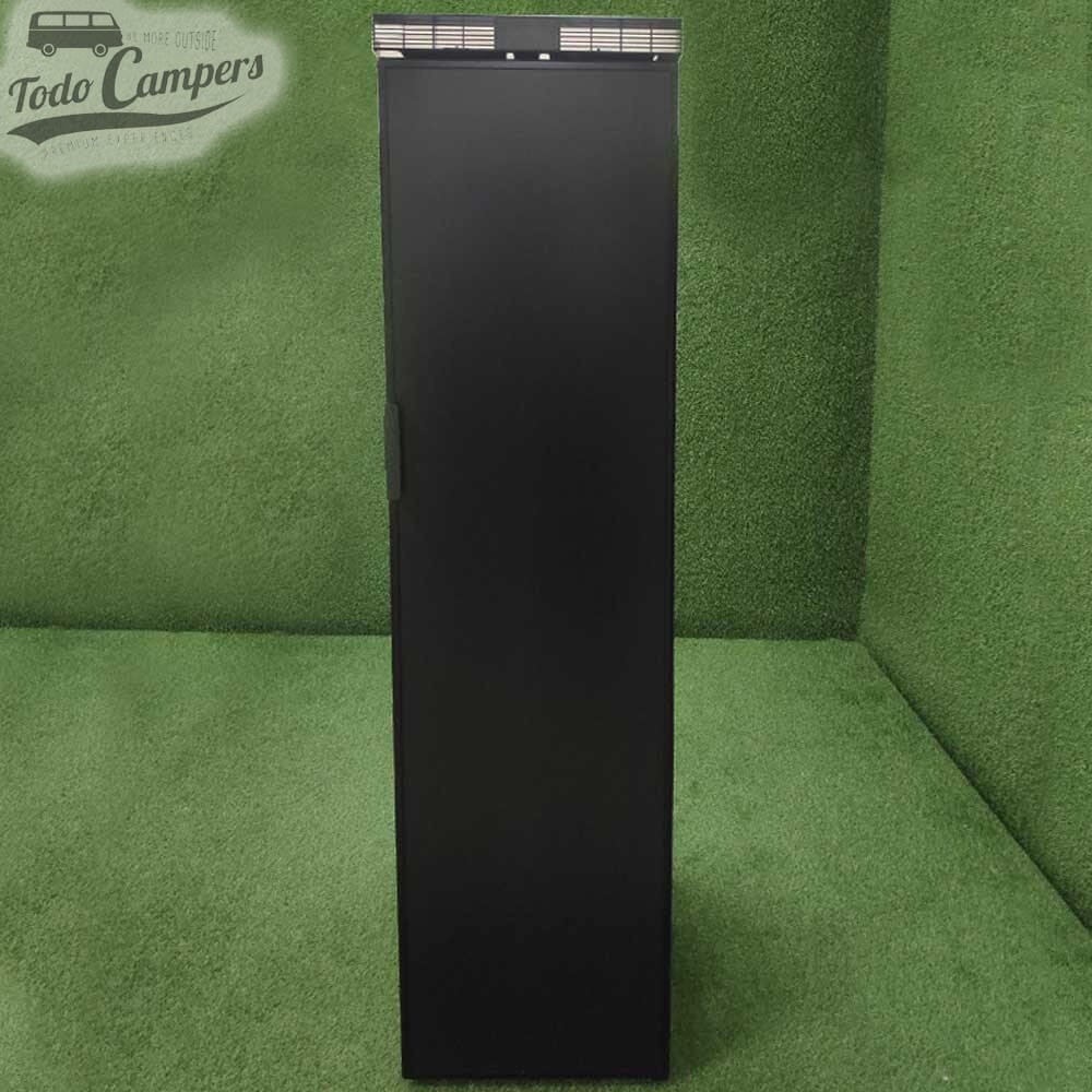 Frigorífico com congelador Webasto Freeline Slim de 140 litros com a porta fechada