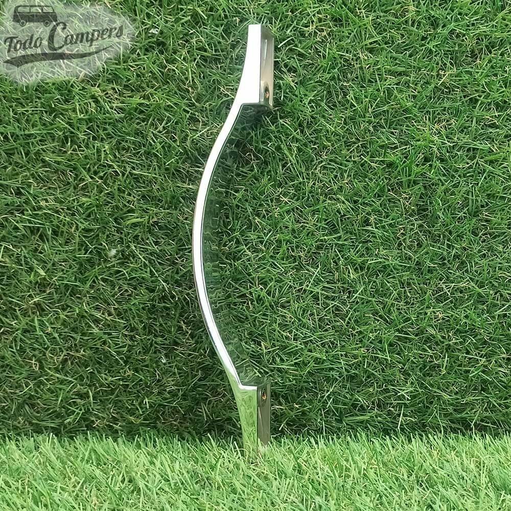 Se puede colocar tanto en vertical como en horizontal.