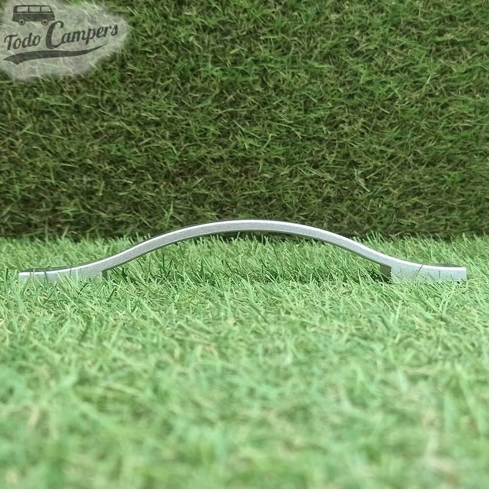 Tirador de ABS de 180 mm.