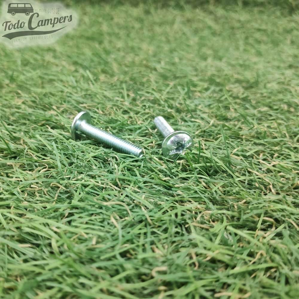 Tornillos de montaje incluidos.