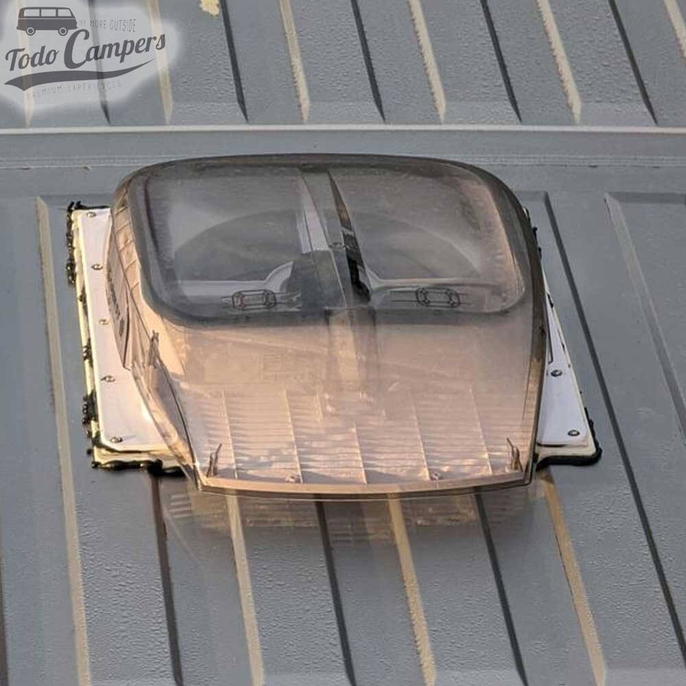 instalación del Sistema de ventilación Carbest VanVent con tapa ahumada