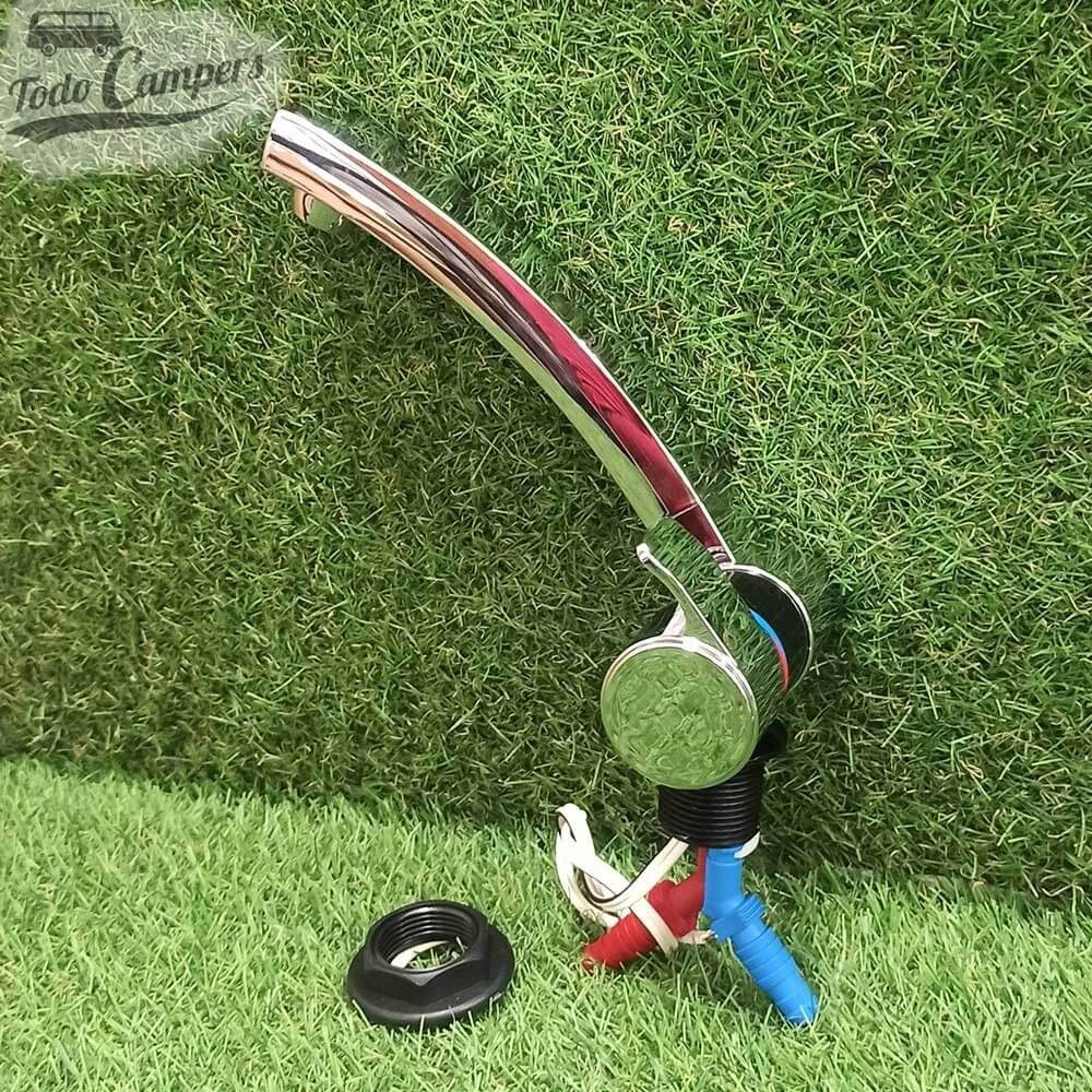 Grifo Comet London Kompact admite bomba de presión hasta 1,5 bar.