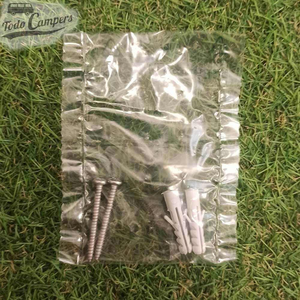 tornillos incluidos con el soporte de ducha Comet Stilo