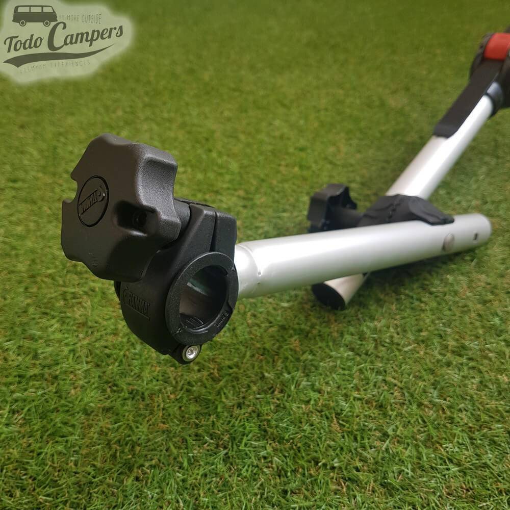 Detalle de la tuerca del Brazo Bike Block Pro D2 Negro de Fiamma. Portabicicletas para furgoneta, autocaravana o caravana