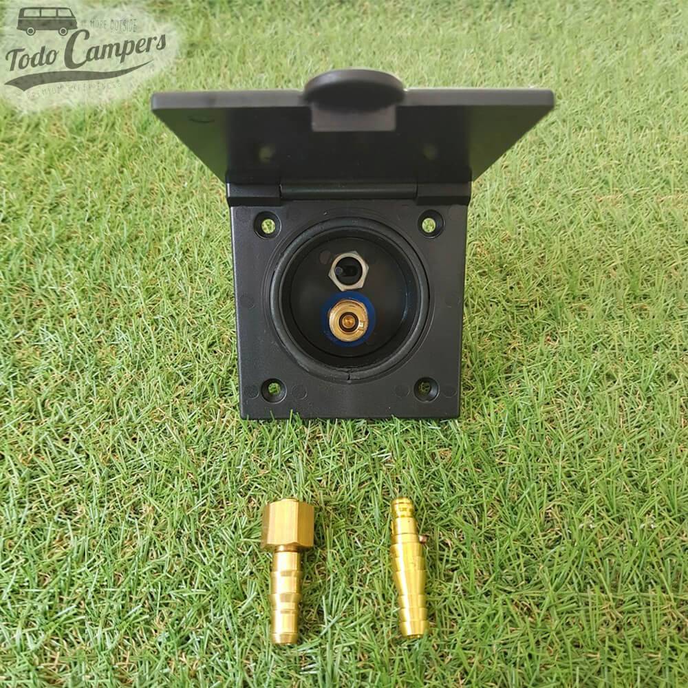 Tomada duche encastrável com tampa de cor preta. Inclui interruptor de 12 volts para ligar e desligar