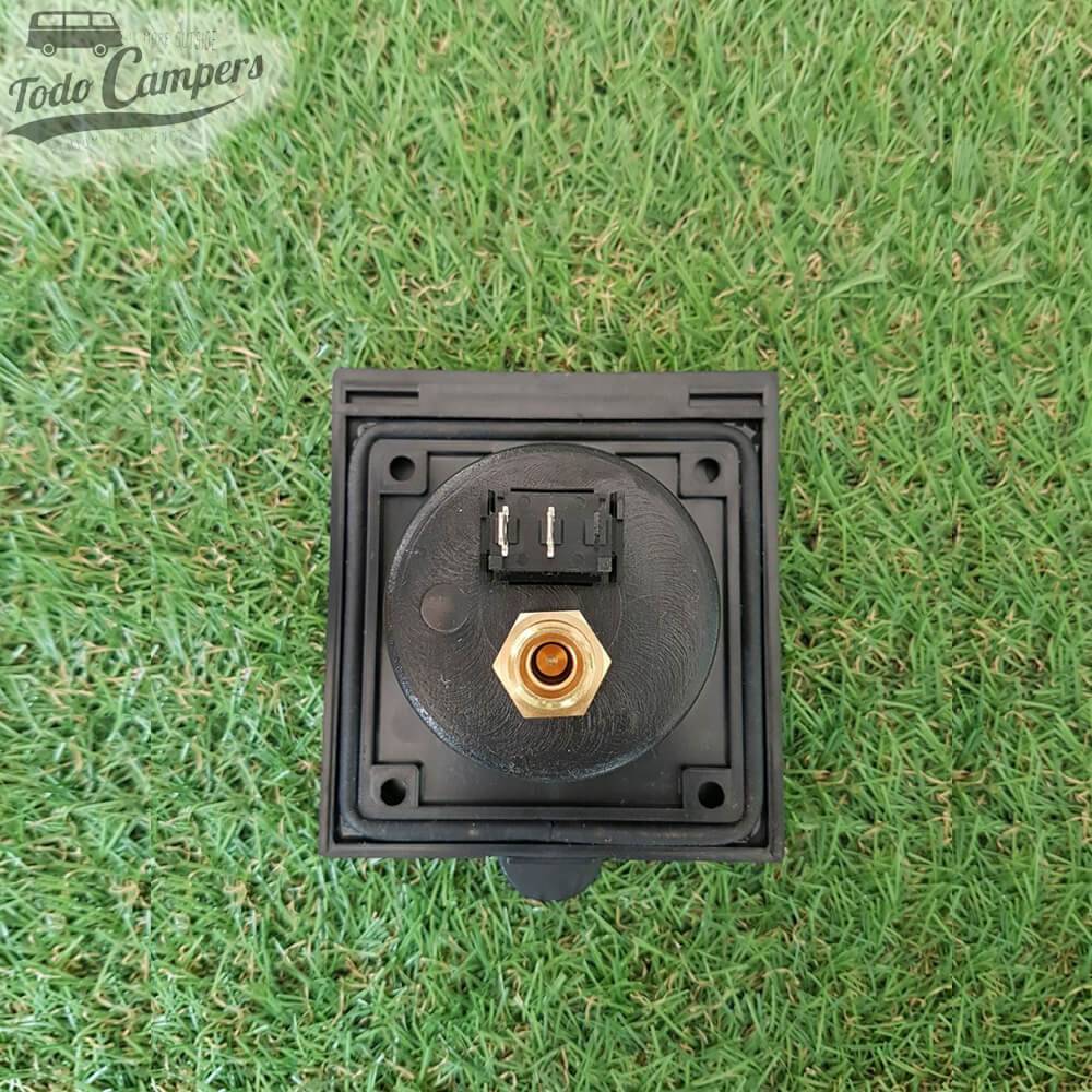 Inclui interruptor de 12 volts para ligar e desligar