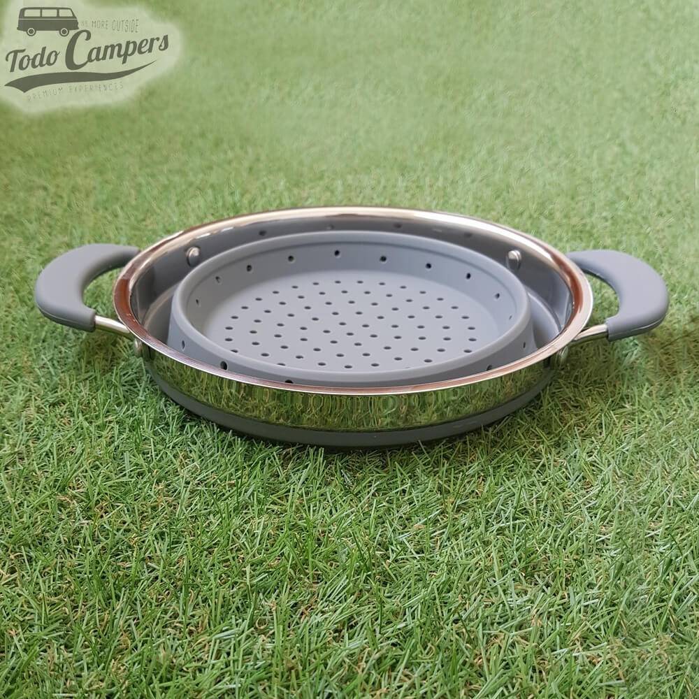 Coador de apenas 3,5 cm de altura em estado dobrado