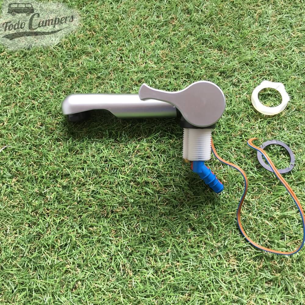 Torneira Misturadora RK Reich Style 2002 - Vista lateral, manípulo fechado