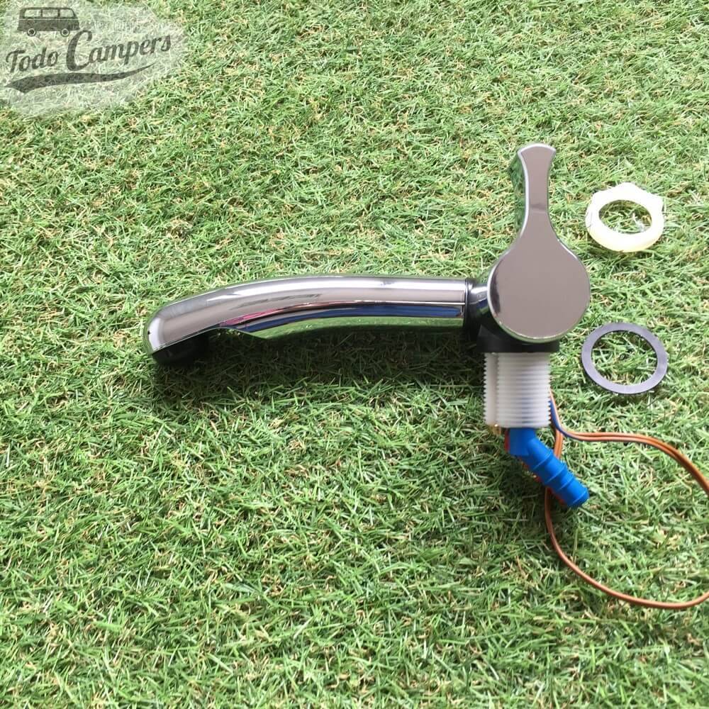 Torneira Misturadora RK Reich Style 2005 - Vista lateral, manípulo subido