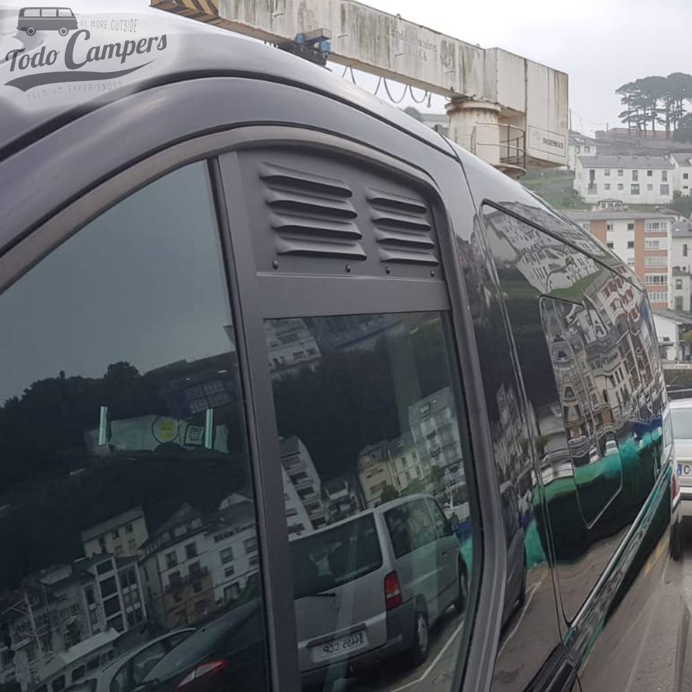 Colocação dos airvent de cabine na carrinha  Ford Custom