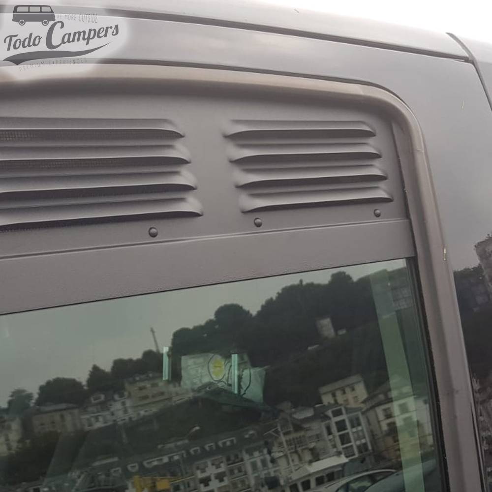 Air Vent para Chasis V362. Ventila e impide la manipulación de las puertas y ventanas desde el exterior.