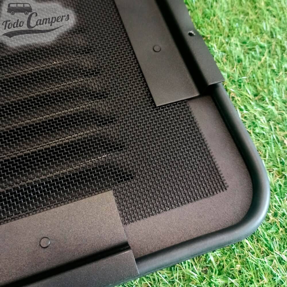 Detalle de la rejilla del Airvent pata T6.1 del 2020