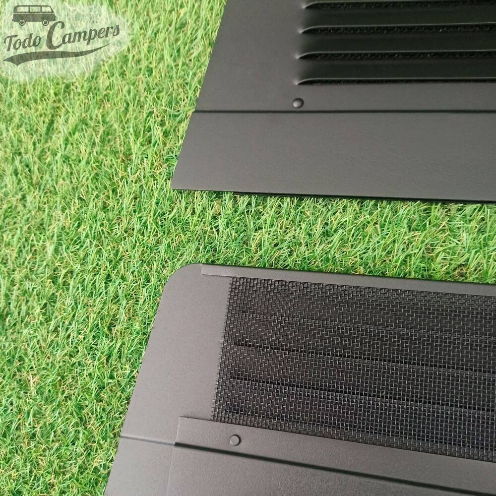 Detalle de rejilla de ventilación delantera para Ducato, Jumper y Boxer desde 2015