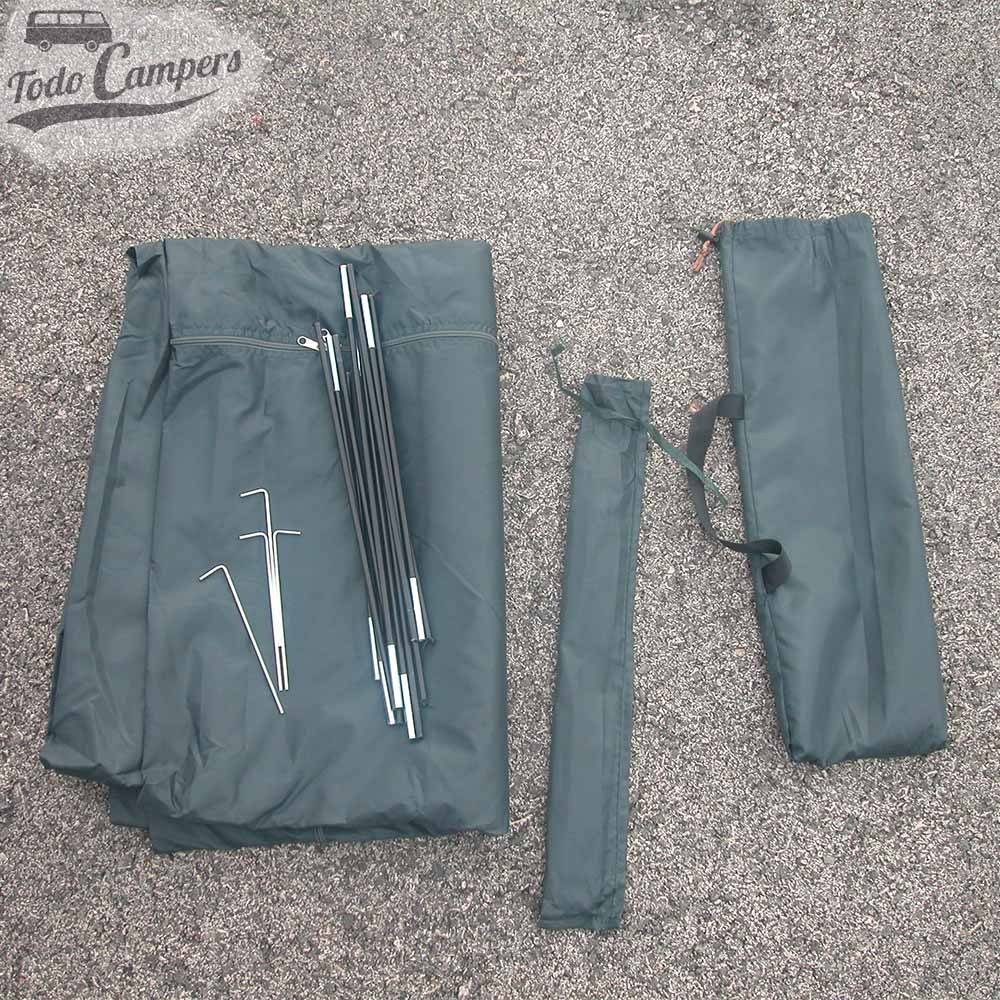 Cabina con varillas de fibra de vidrio y piquetas para montar el avancé de tu furgoneta camper. Avancé furgoneta