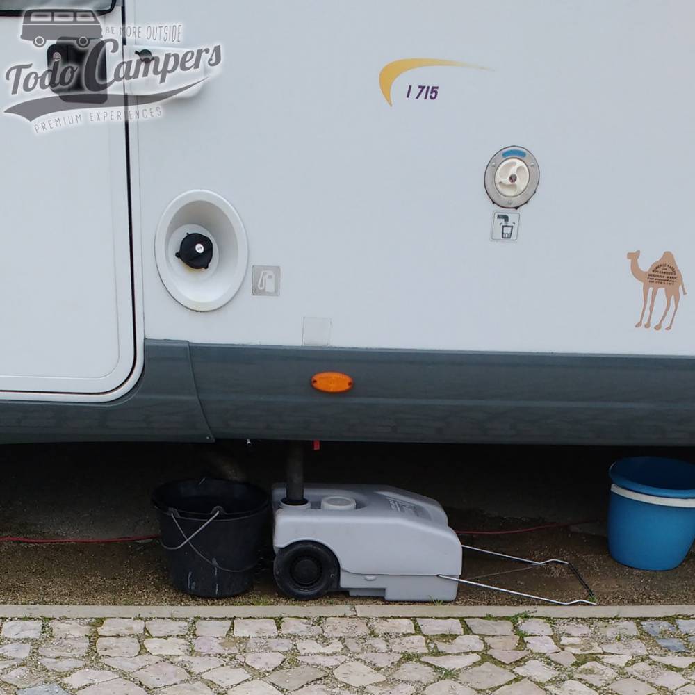 Depósito de aguas grises camper. Depósito aguas grises/negras para tu furgoneta, autocaravana o caravana