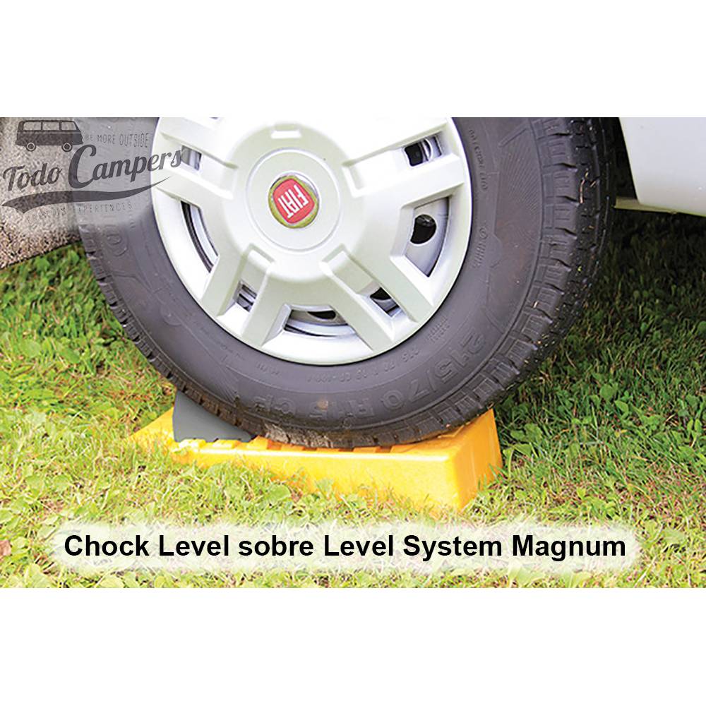 Cuñas Fiamma Chock Level sobre calzos Fiamma Magnum