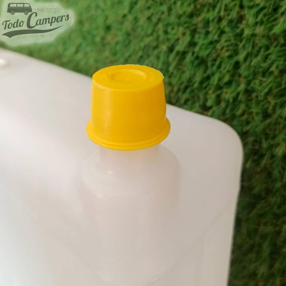 Depósito de aguas limpias para tu furgoneta, autocaravana o caravana de 40 litros con tapones de rosca
