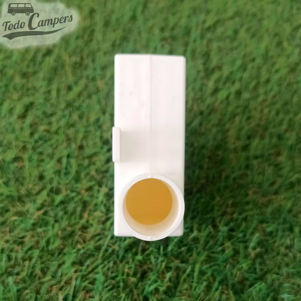 Boca para mangueras de 25 mm.