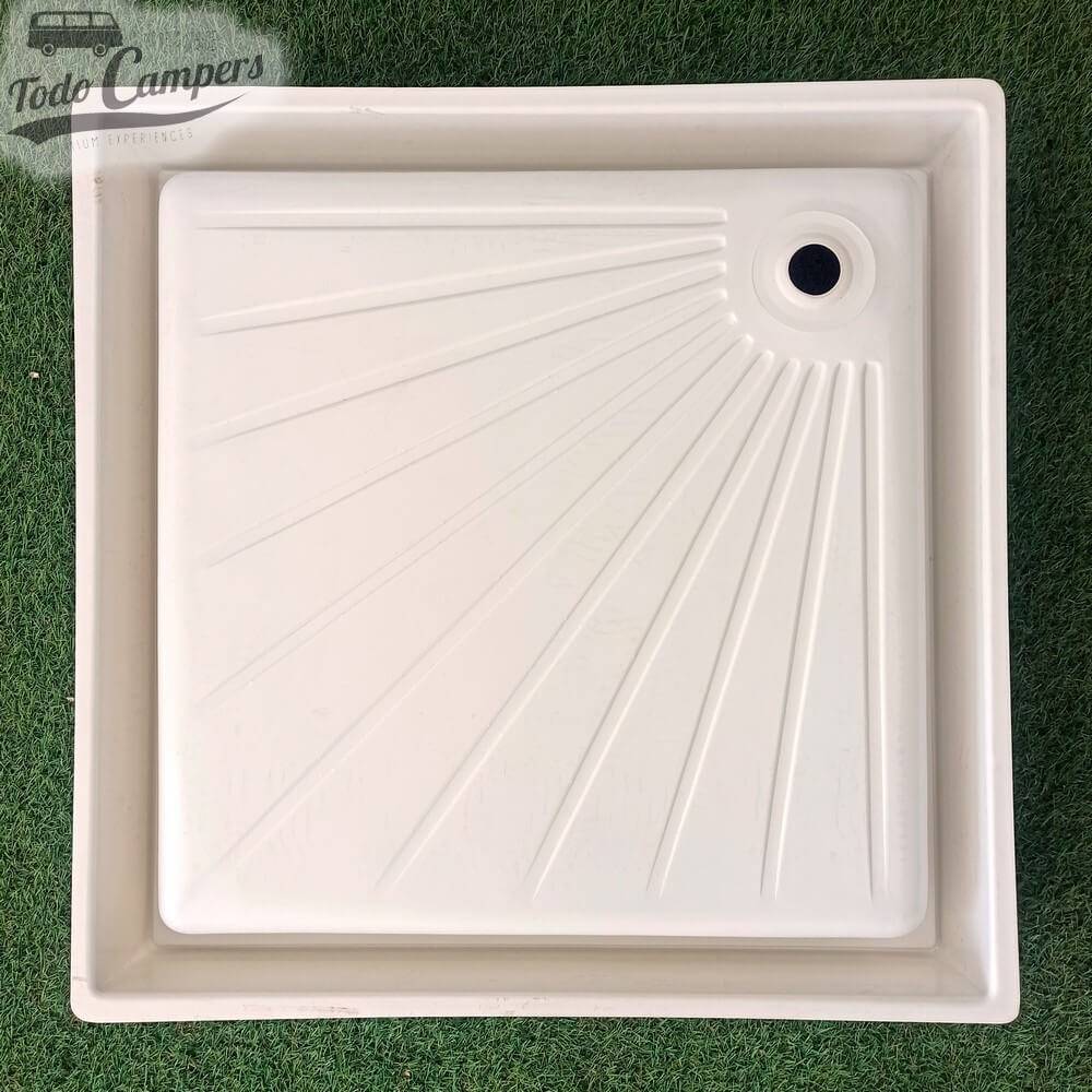 Parte trasera de plato de ducha camper