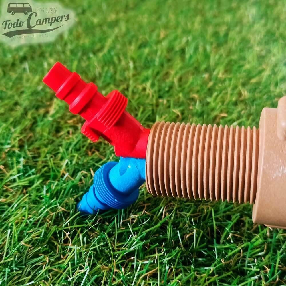 Puedes mezclar agua fría y caliente en tu ducha camper