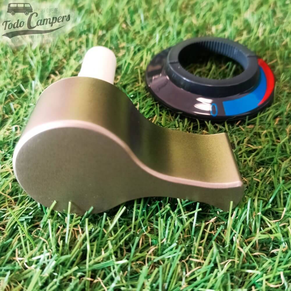 Torneira Misturadora de elegante design em cor cromado