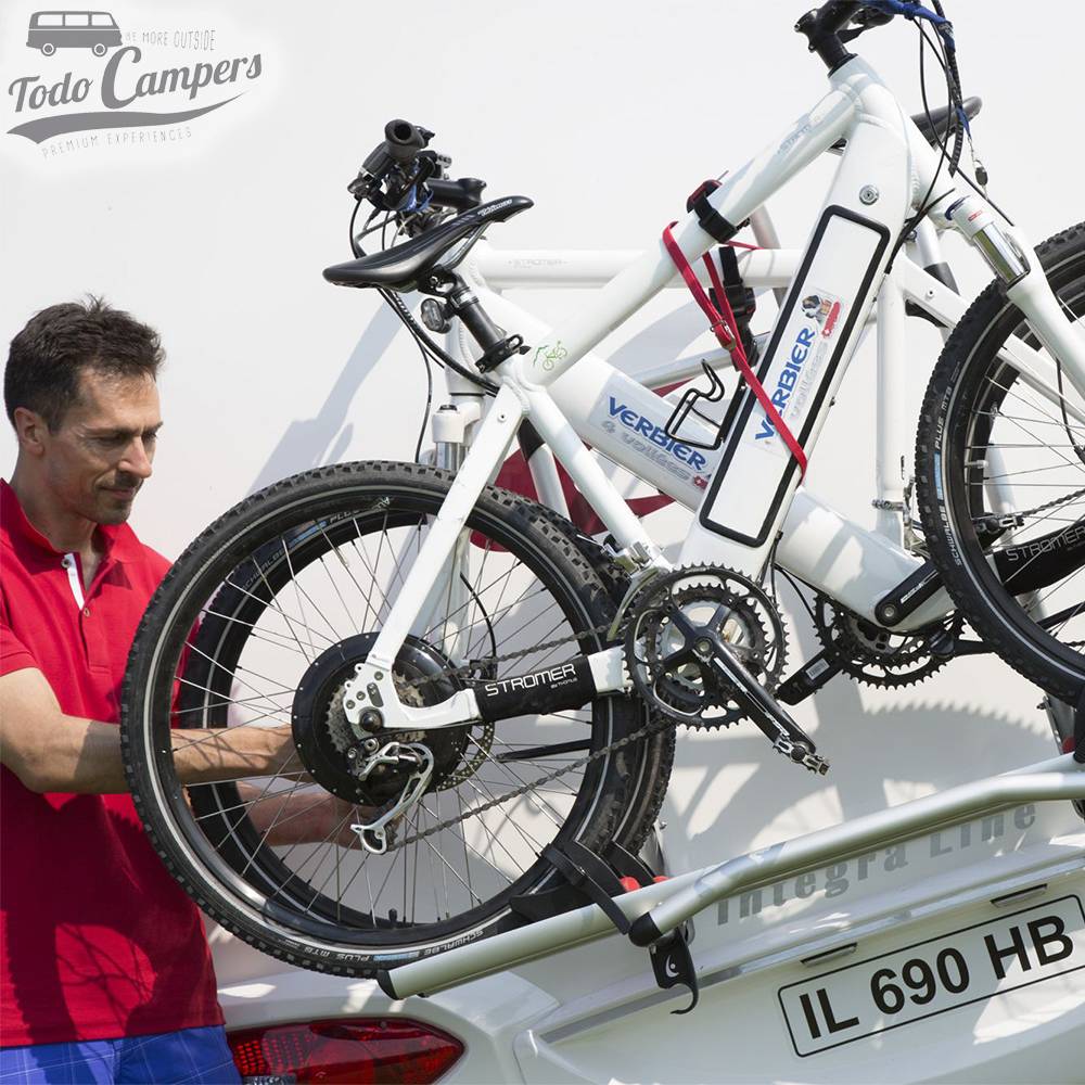 Colocación del portabicicletas para Autocaravanas Fiamma PRO