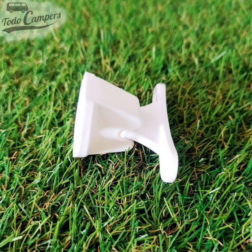 Mantén cerrados los cajones de tus muebles camper