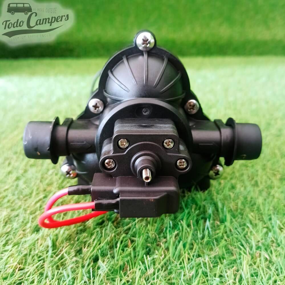 Saída de 1/2" da bomba de pressão 12v Carbest. Bomba depósito de águas limpas camper
